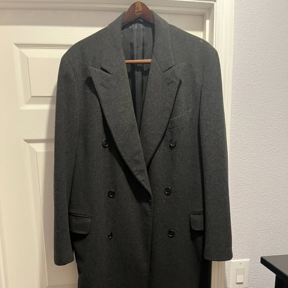 CANALI GRAY COAT, DOUBLE BREASTED, FLAP POCKETS, BACK SLIT--size 42L